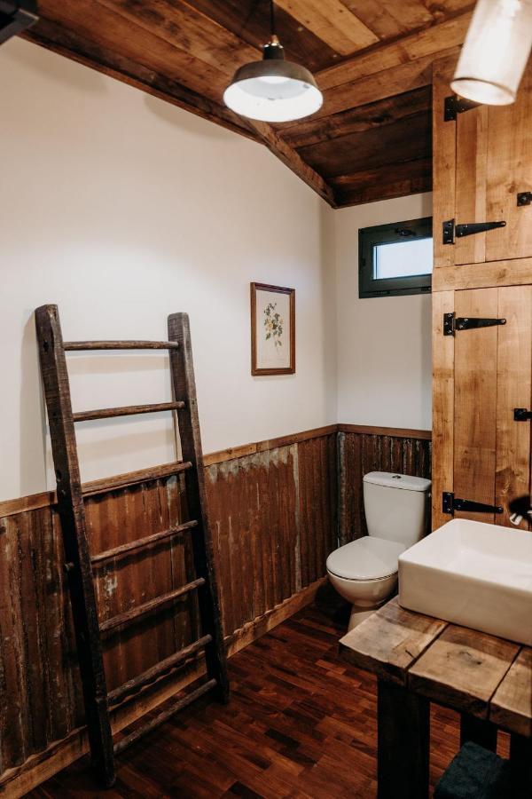 La Ferme Du Pont De Maumy, Cabane Au Bord De L'Etang Et Bain Nordique Busserolles 외부 사진