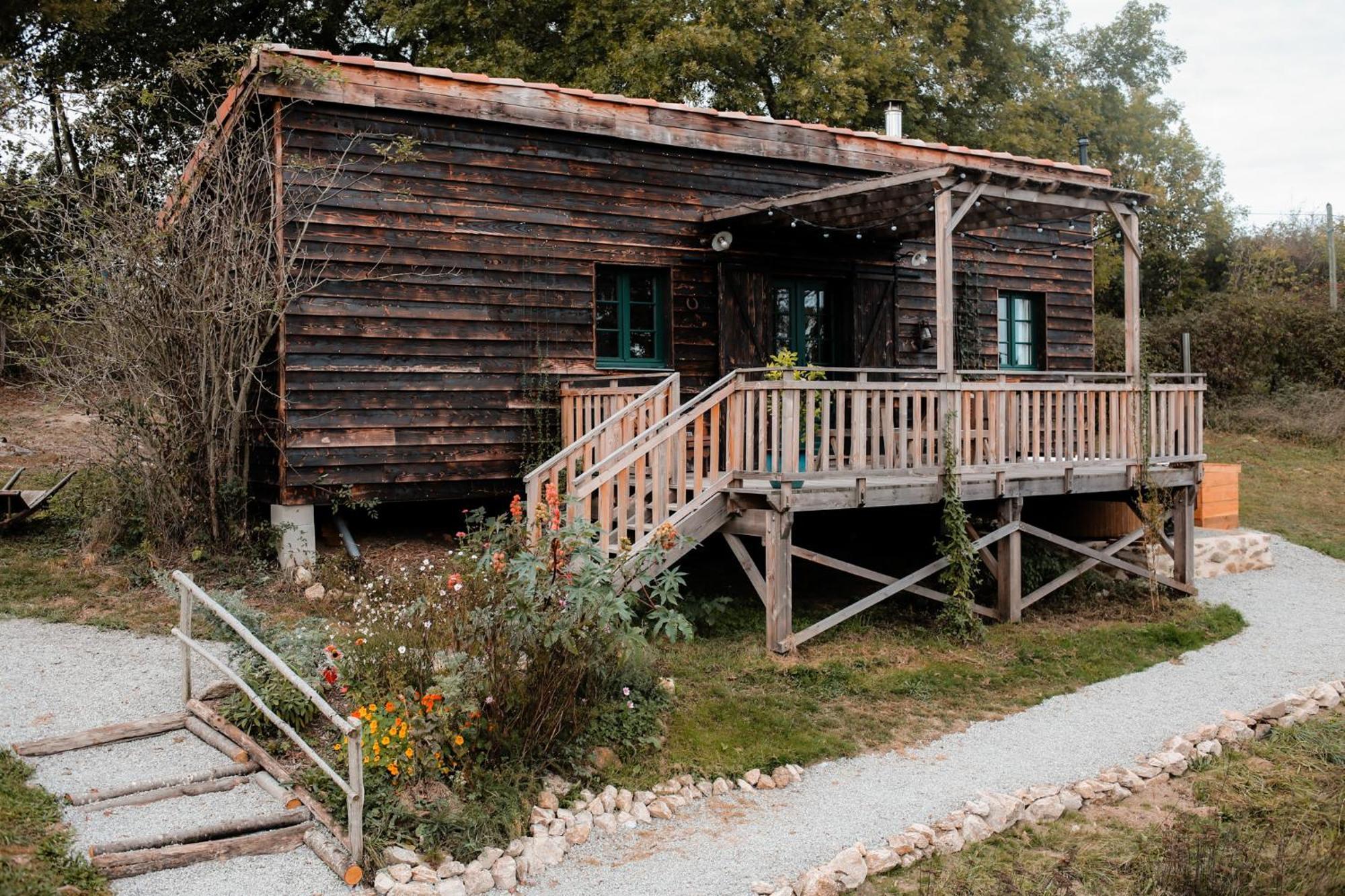 La Ferme Du Pont De Maumy, Cabane Au Bord De L'Etang Et Bain Nordique Busserolles 외부 사진